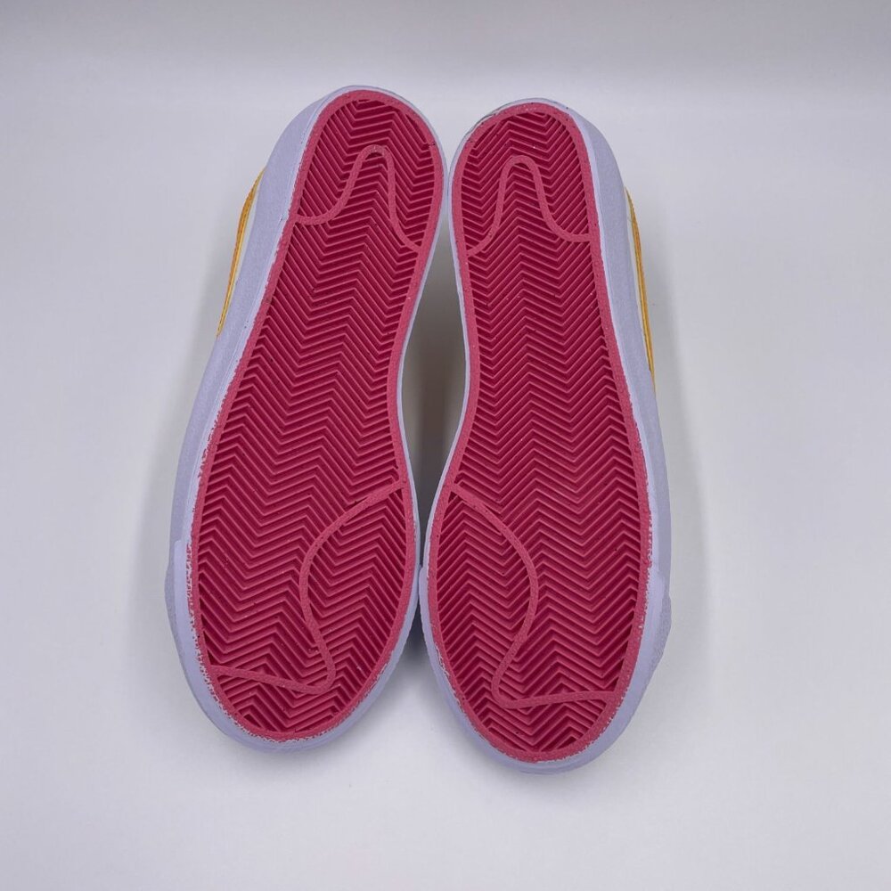 Nike Blazer Low 77' White / Gold Womens Shoes - Picture 6 of 8